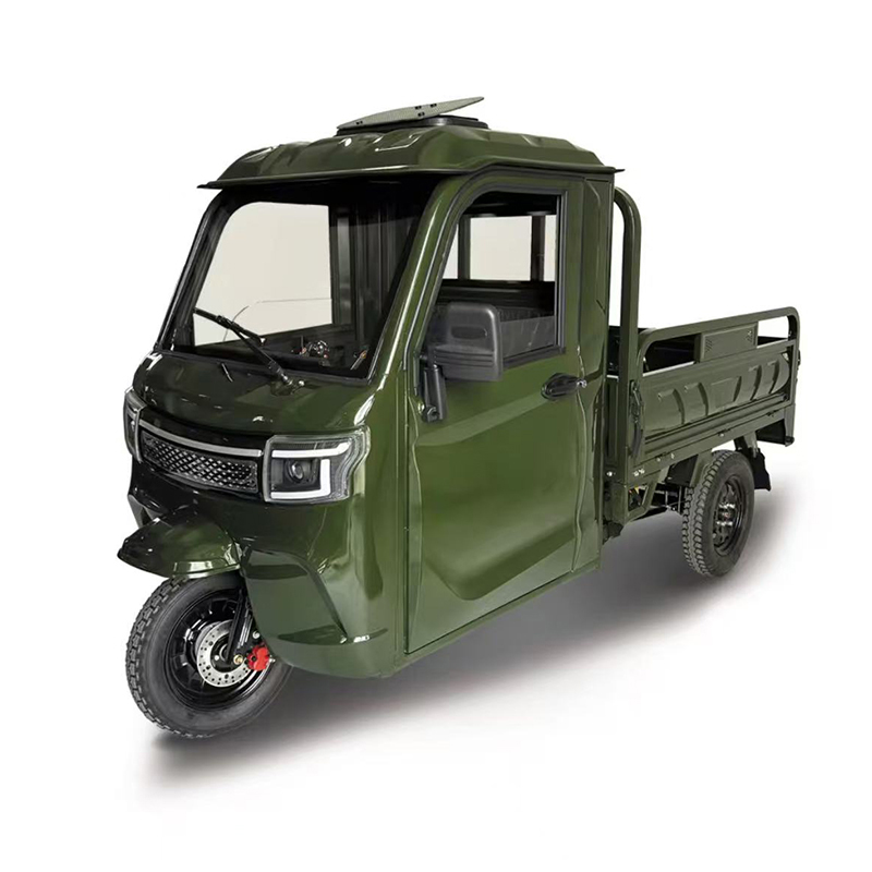 Green Semi-Covered Three-Wheel Cargo Tricycle